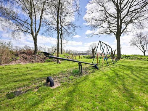 Rustic Holiday Home In Eibergen With Garden