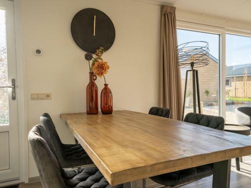 Holiday Home Resort de Kraaijenbergse Plassen-20