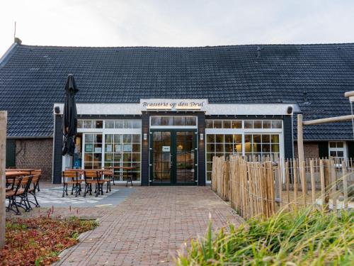 Holiday Home Resort de Kraaijenbergse Plassen-16