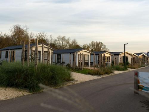 Holiday Home Resort de Kraaijenbergse Plassen-16