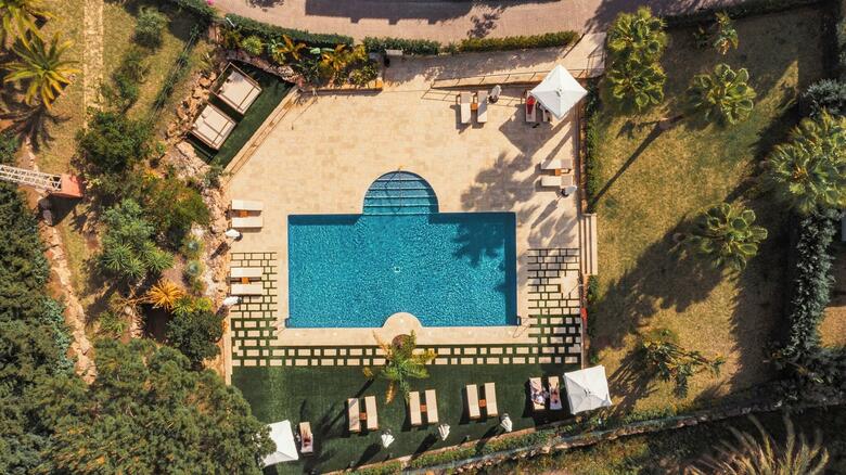 Hotel La Vi�uela
