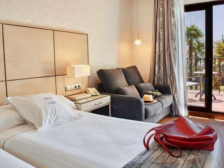 Hotel La Vi�uela