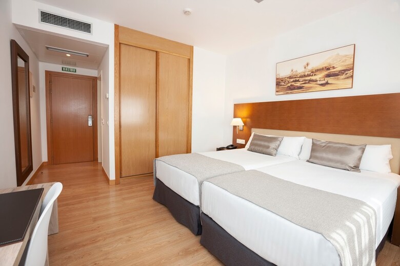 Hotel Catalonia Las Ca�as