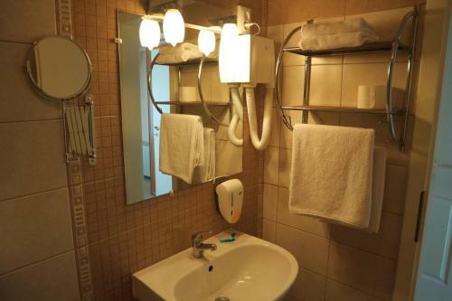 Wellness Hotel-m
