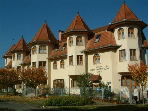 Hajd� Kast�ly Hotel