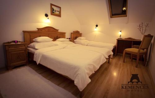 Hostal Kemenc�s Cs�rda �s Panzi�