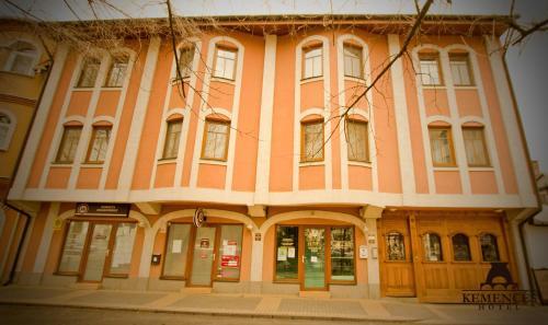 Hostal Kemenc�s Cs�rda �s Panzi�