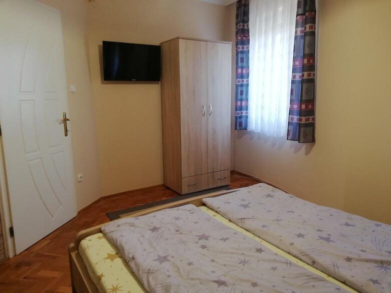 Imola �s Andrea Apartmanh�z
