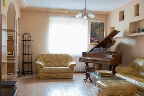 Hostal Krist�f Vend�gh�z