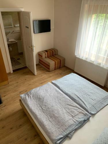 Zsuzsa Apartman Hajd�szoboszl�