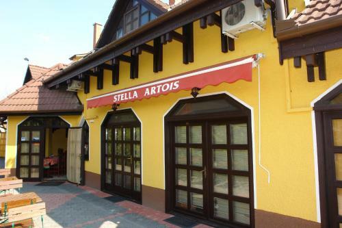 Hostal Aranyoroszl�n Panzi�
