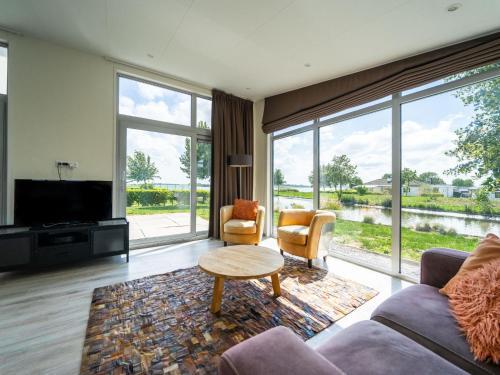 Holiday Home Europarcs Resort Kaatsheuvel-1