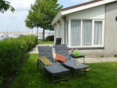 Cozy Holiday Home In Kamperland With Garden