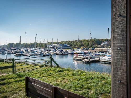 New And Tasteful Apartment With A Panoramic View Over The Marina
