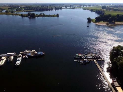 Fantastic Watervilla In Kerkdriel Direct At Lakebeach
