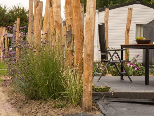 Comfy Chalet With A Microwave, 1 Km From The Sea