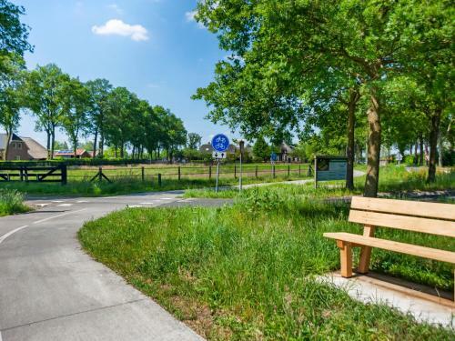Enticing Holiday Home In Nieuwleusen With Garden