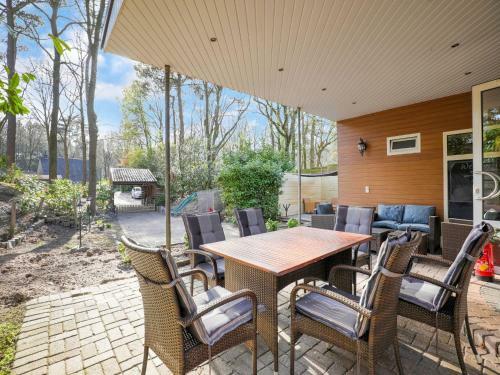 Charming Holiday Home In Meijel In A Recreation Park