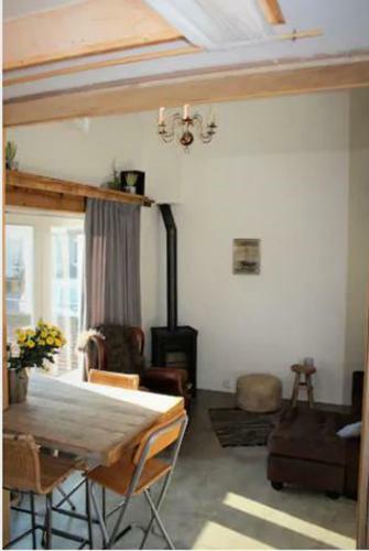 Beach Cottage Free Parking
