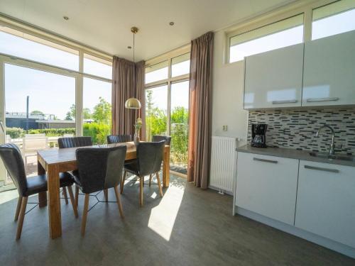 Holiday Home Europarcs Resort Veluwemeer-17
