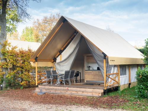 Holiday Home Europarcs Resort de Wije Werelt-1
