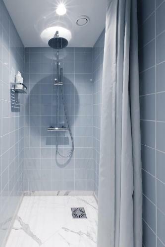 171. Urban Design Hotel