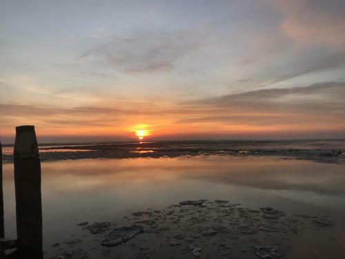 Strandhotel Om De Noord