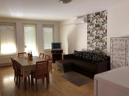 Alina Apartmanok