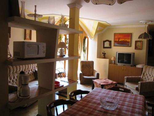 Der�nyi Apartman