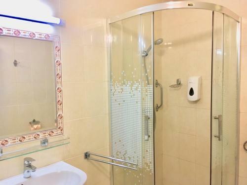 Hotel Wessel�nyi