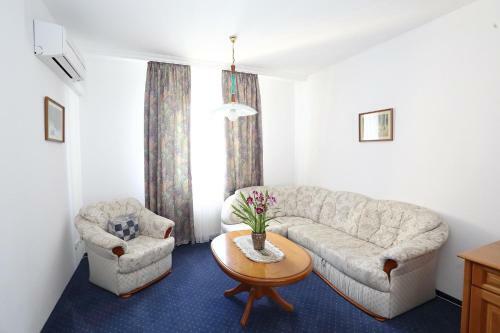 Hotel Wessel�nyi