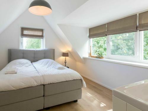 Fabulous Holiday Home In Serooskerke Near Beach
