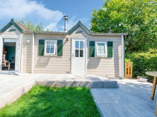 Charming Chalet In Stegeren Near Forest