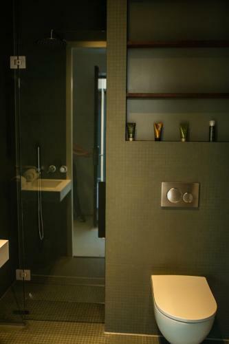 Creative Valley Nest ? Luxury Rooftop Apartments