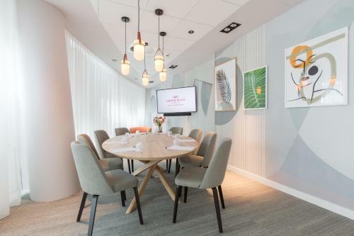 Crowne Plaza Utrecht - Central Station, An Ihg Hotel