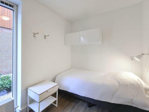 Holiday Home De Meerparel-4