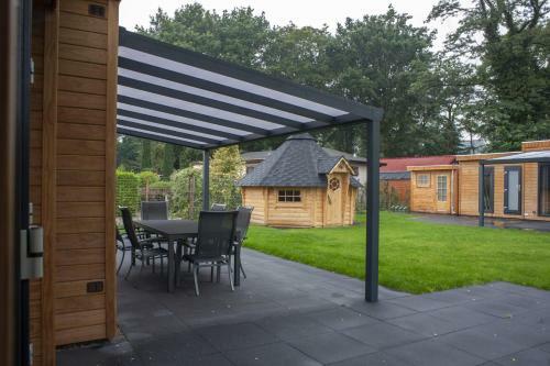 Apartamento 66 Persoons Veluwe Villa Met Grillhuis