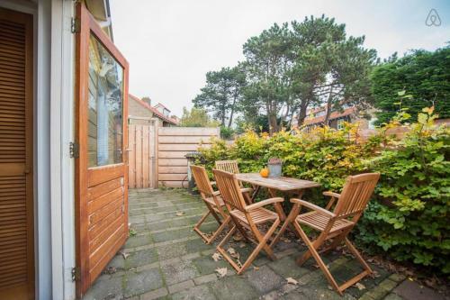 Th�r�se Characteristic Garden Cottage