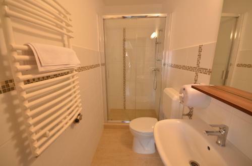 R�v�sz Hotel, Restaurant And Rosa Spa