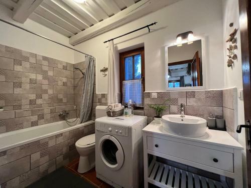 Hostal Cseri Porta