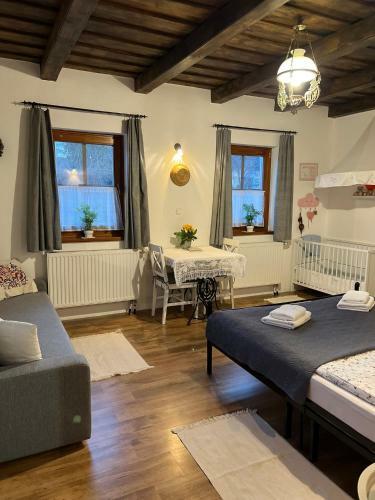 Hostal Cseri Porta