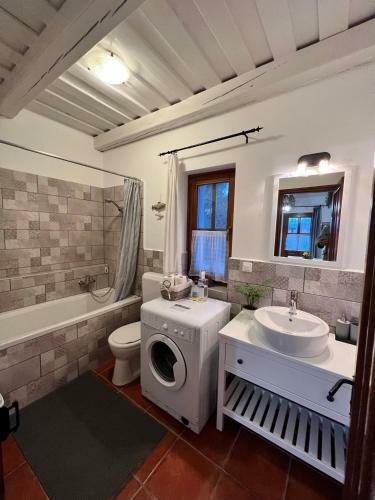 Hostal Cseri Porta