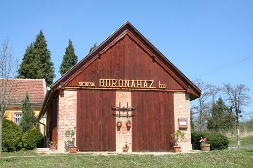 Hostal Boronah�z Fogad�