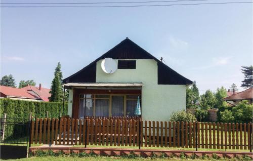 Holiday Home Balatonm�riaf�rd� 45