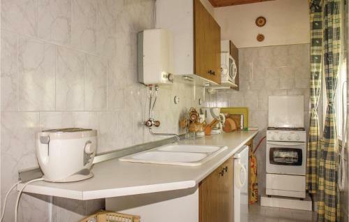 Holiday Home Vasut Utca-balatonm�riaf�rd�