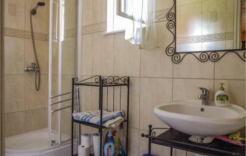 Holiday Home Vasut Utca-balatonm�riaf�rd�