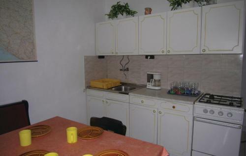 Holiday Home Ak�cfa U.-balatonm�riaf�rd�