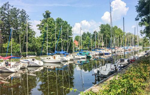 Holiday Home Ak�cfa U.-balatonm�riaf�rd�