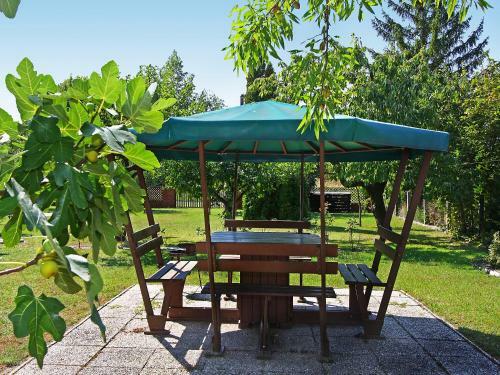 Villa Balatonkereszt�r 3