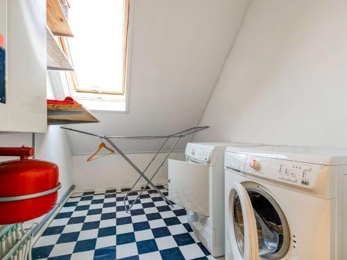 Delux Holiday Home In Zeewolde With Swimming Pool